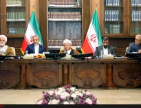 آخرین نشست مجمع به ریاست هاشمی