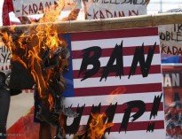 عکس/اعتراض مردم فیلیپین به سفر ترامپ