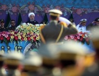 روحانی: ارتش سیاست را می‌فهمد اما در امور سیاسی وارد نمی‎شود