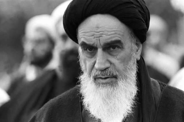 روایت خواندنی یک مسئول قضایی دهه 60 از فرمان امام که منجر به اخراج و محاکمه ده‌ها قاضی شد