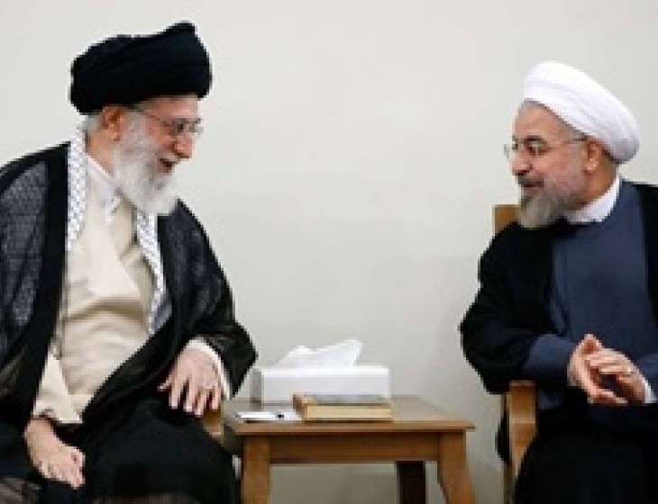 مقام معظم رهبری خطاب به روحانی: مشکلات را با مردم در میان بگذارید