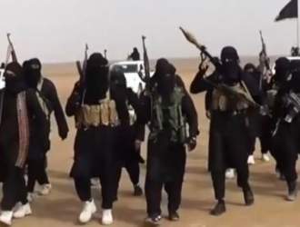 داعش 11 تن را سر بريد