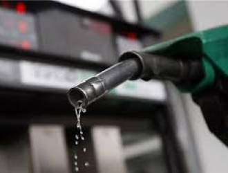 طرح تک نرخی شدن بنزین به هیات رئیسه مجلس تحویل داده شد