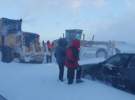 انسداد محور قزوین به رشت به خاطر بارش سنگین برف