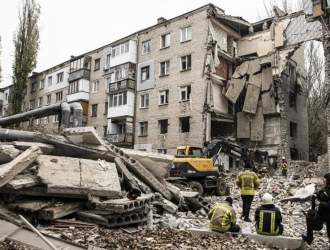 حمله موشکی روسیه به یک آپارتمان مسکونی در میکولایف