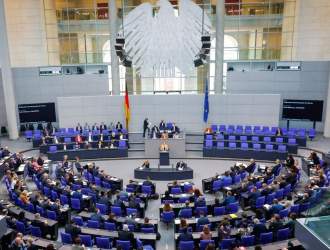پارلمان آلمان به نسل Z حق رأی در انتخابات داد