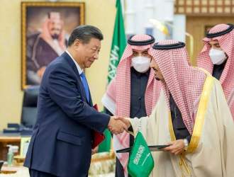 ماله‌کشی عجیب کیهان در همگرایی چین و عربستان