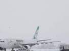 فرودگاه مهرآباد درگیر برف و باران
